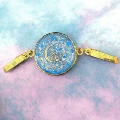 Bracelet fée assise sur une lune
