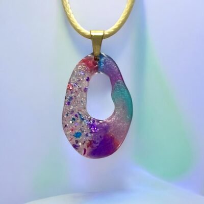 Collier anneau irrégulier violet