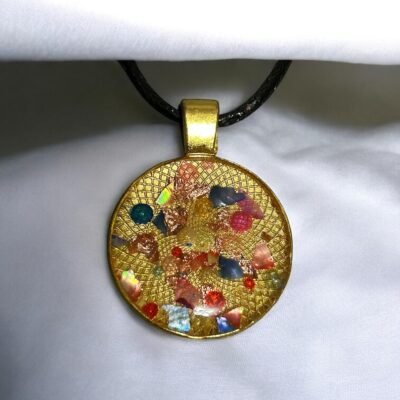 Collier pierres multicolores