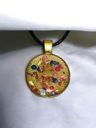 Collier pierres multicolores