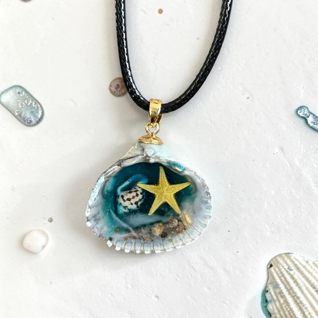 Collier étoile du coquillage