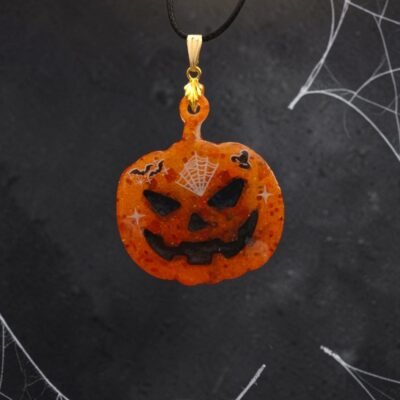 Collier citrouille de minuit