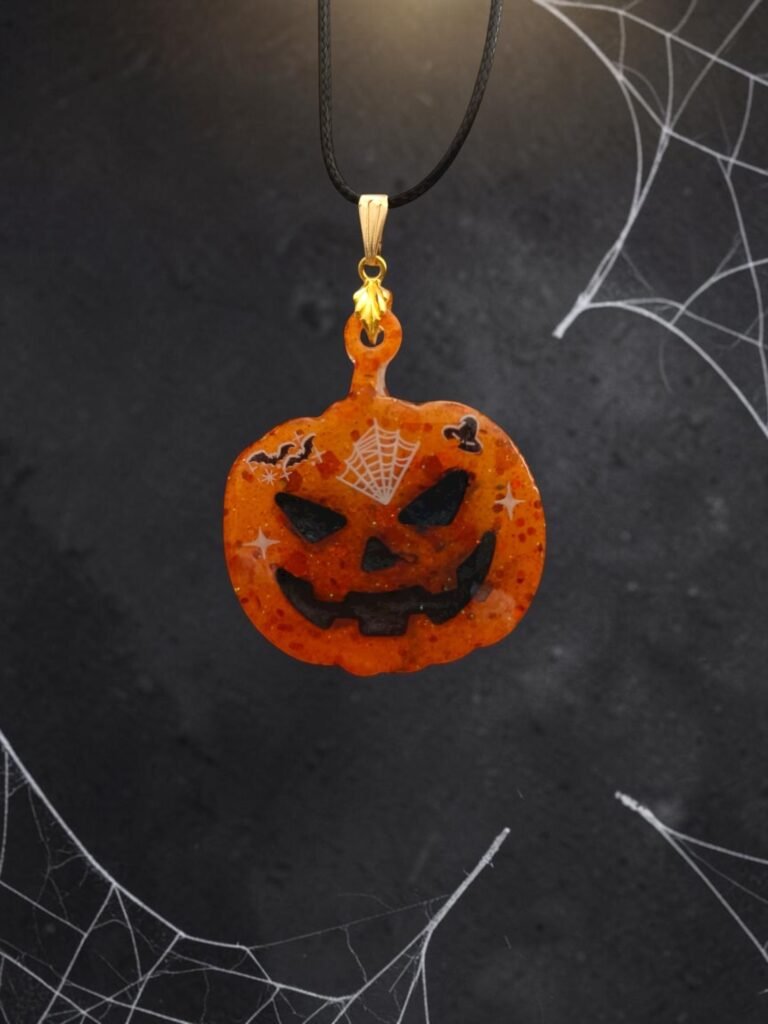 Collier citrouille de minuit